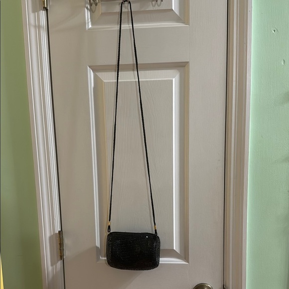 Vintage 90s Avon Black Aluminum Mesh Small Barrel Crossbody Bag Chic Trendy - Picture 1 of 7